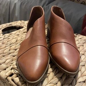 Universal Thread Flats